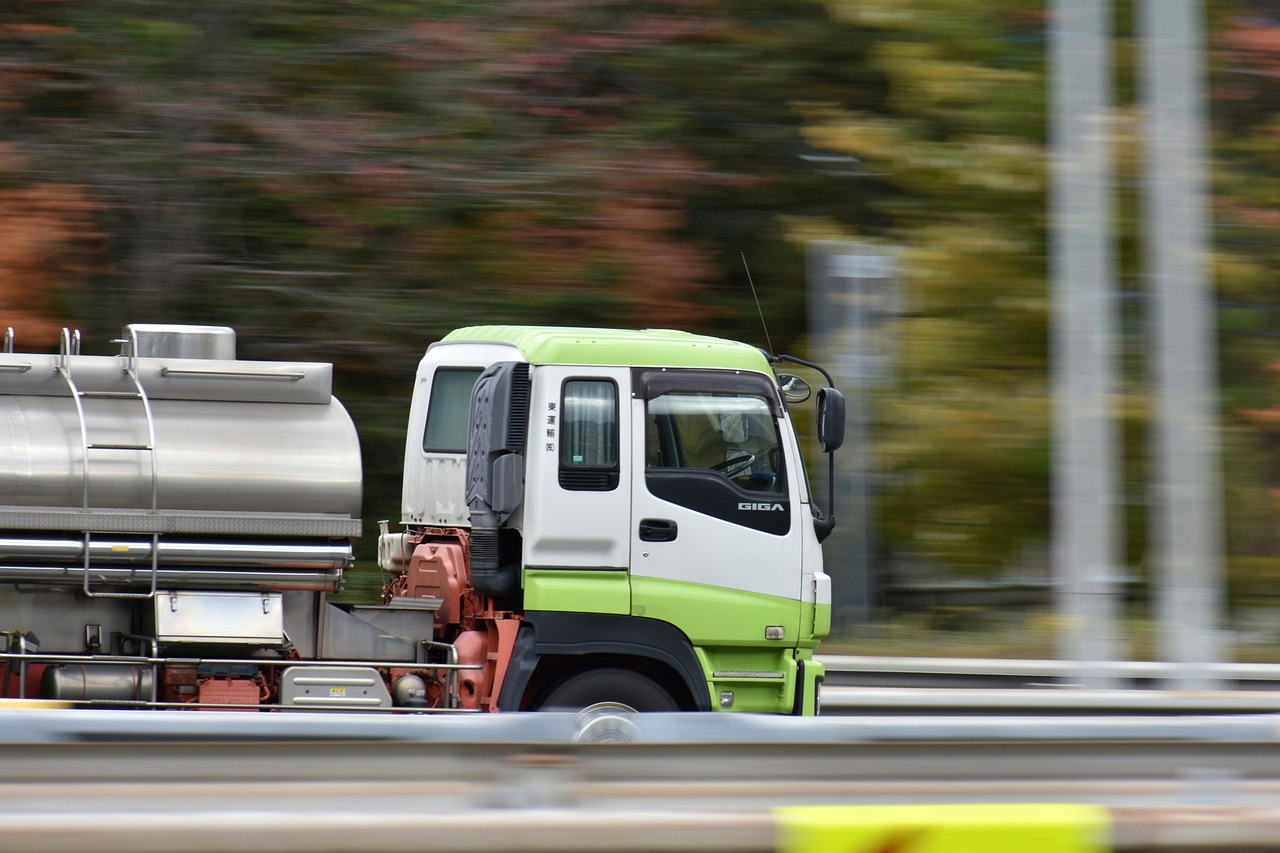 介護の食事運搬に便利なセットはどれですか？